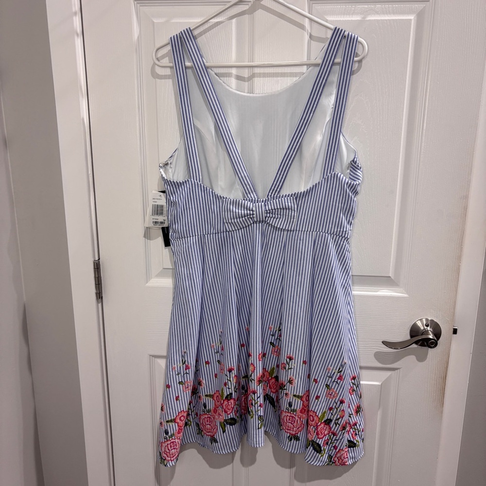 Trixxi striped floral dress - Picture 4 of 7